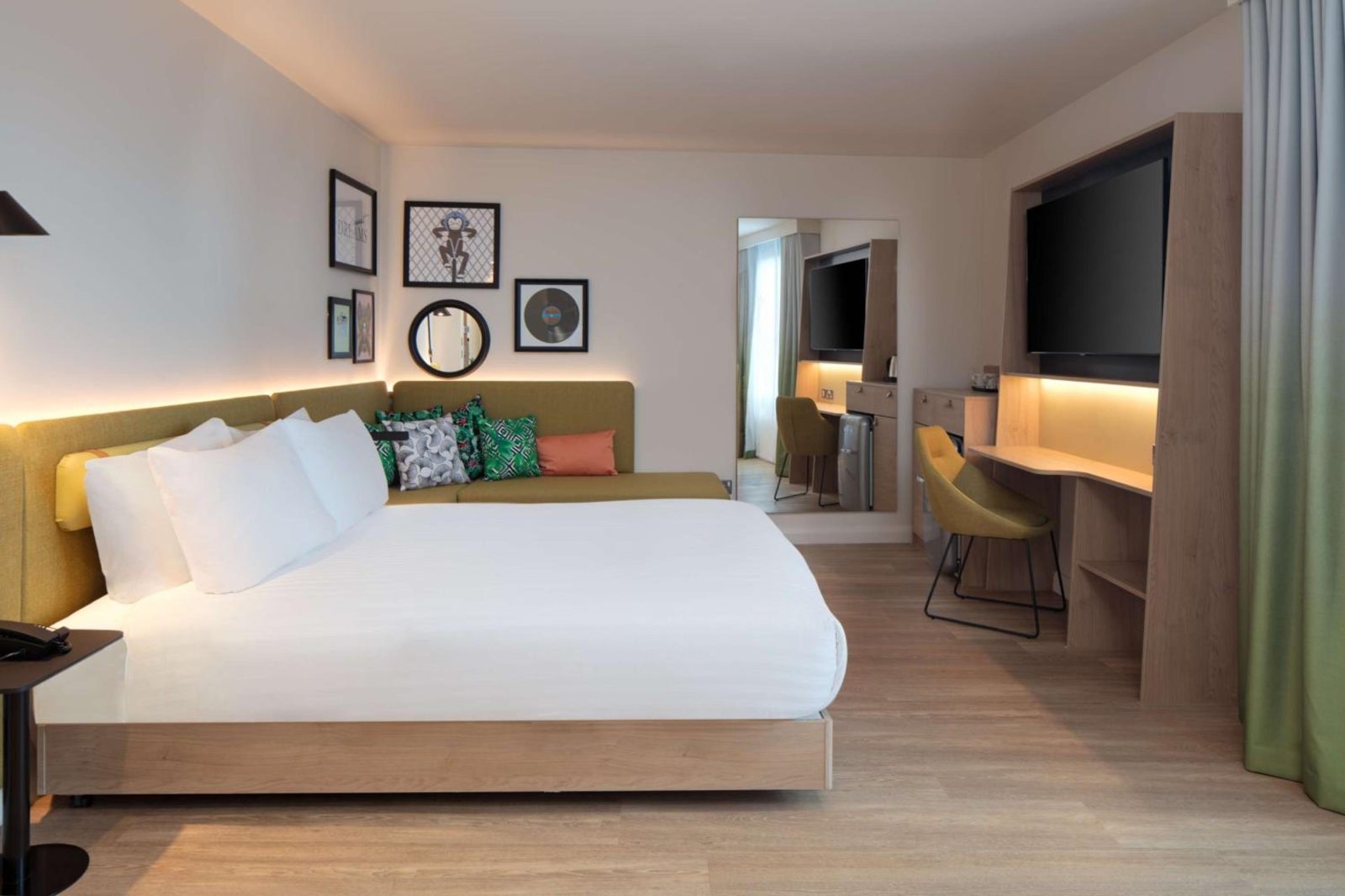 Hampton by Hilton York Piccadilly — photo 4